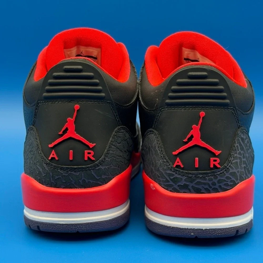 Jordan Air Jordan 3 Black Bright Crimson 136064-005 Size 11